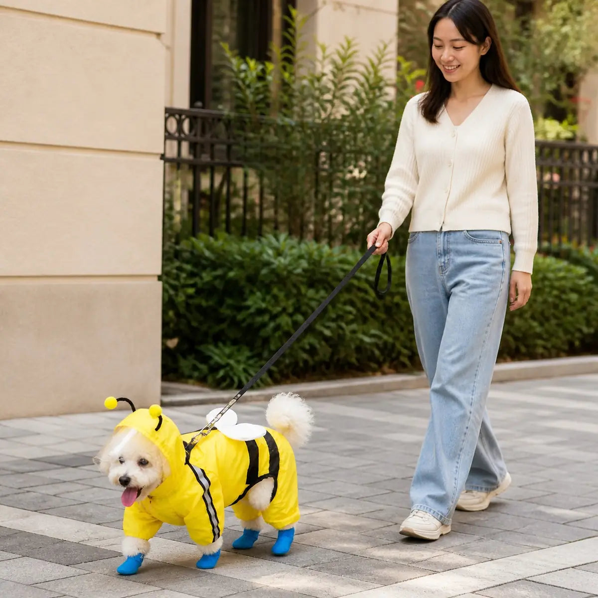 Yellow Bee for dogs, product detail